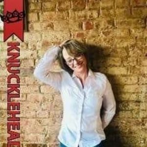 Meet your Posher, Gloria